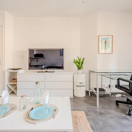 아파트 Le Neroli T2 Dernier Etage Avec Terrasse Et Garage *